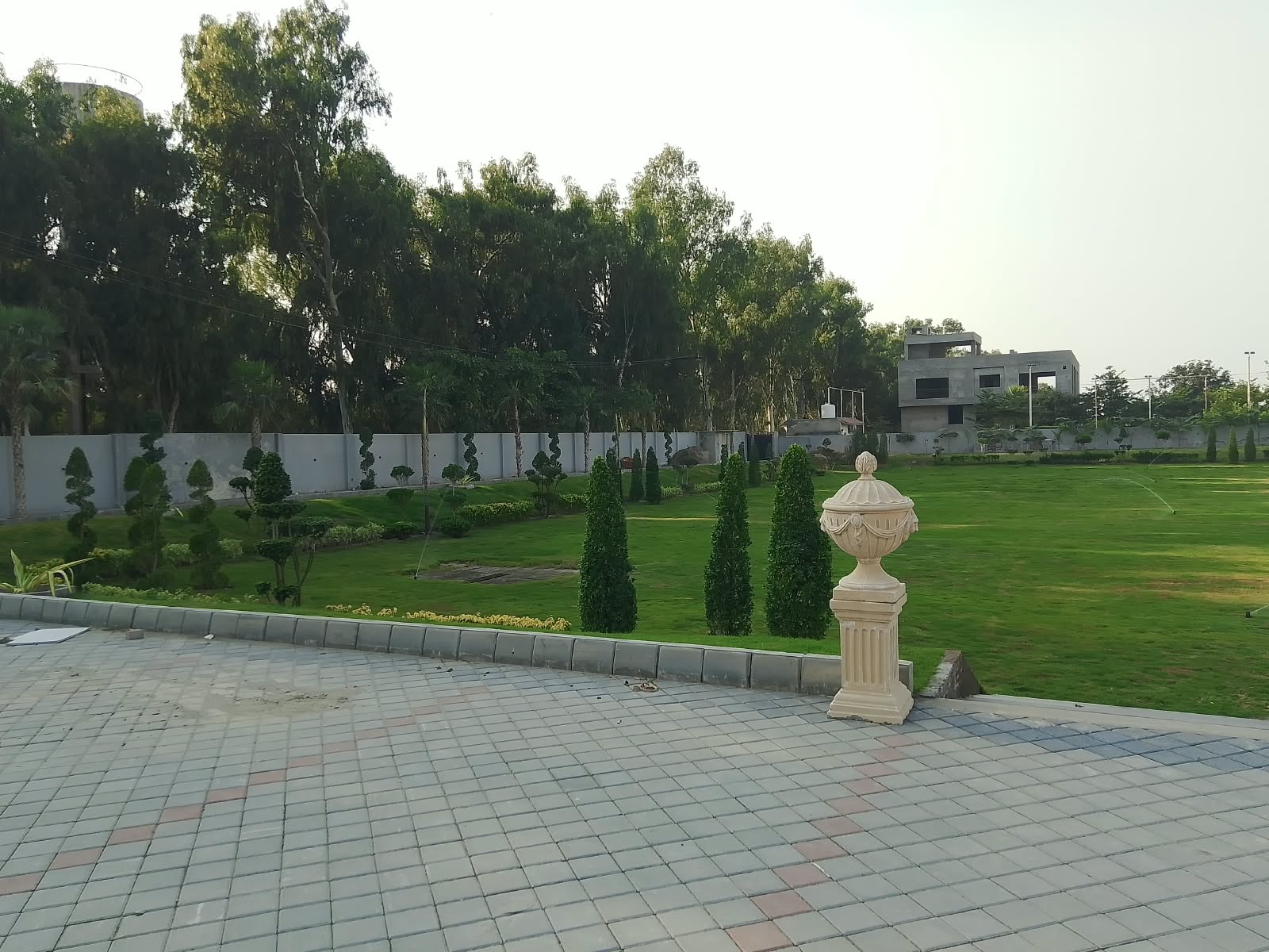 La Ovation Lawn Green Arena